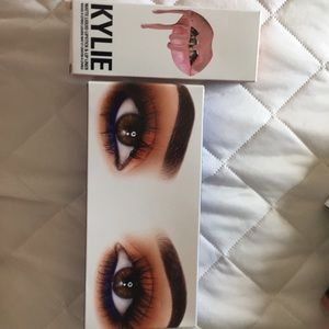 Kylie Cosmetics BOXES.